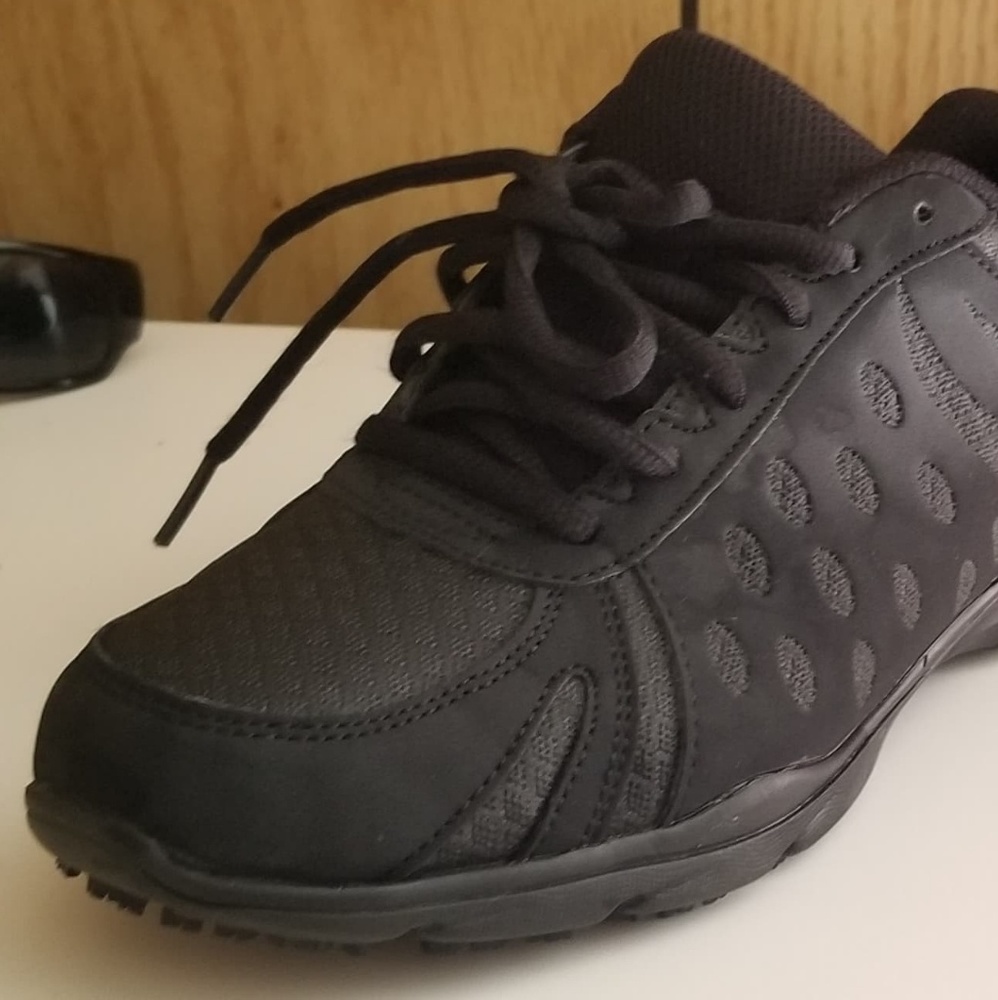 Non slips shoes